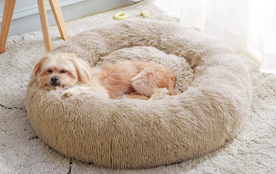 Cama Anti Antiestres Talla M para perros y gatos en felpa suave color pastel